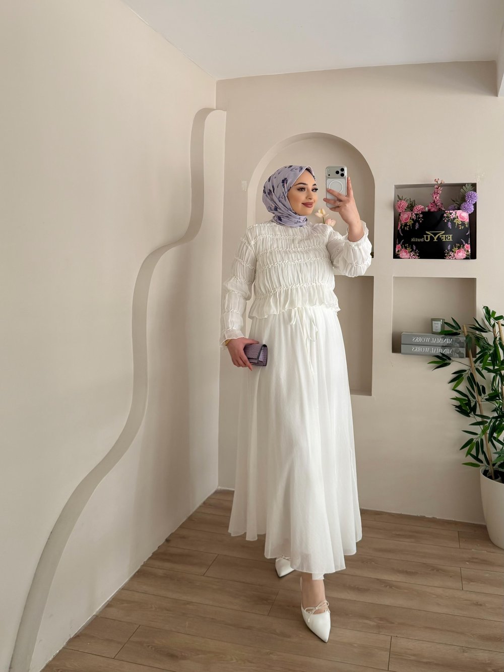 Diane Büzgü Detaylı Etekli Takım