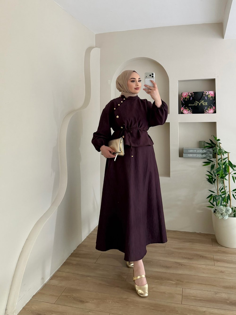 Duru Yan Düğme Detaylı Etekli Takım