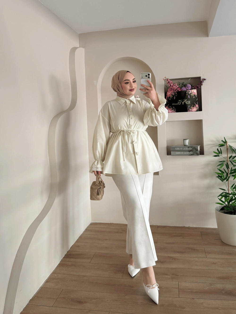 Estelle Çiçek Detay Gömlek