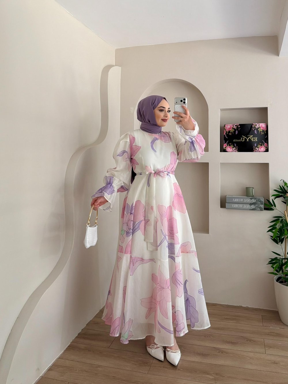 Lilyum Seyyar Kuşaklı Elbise