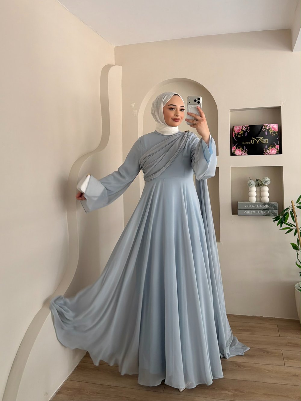 Liya Omuz Pelerinli Abiye