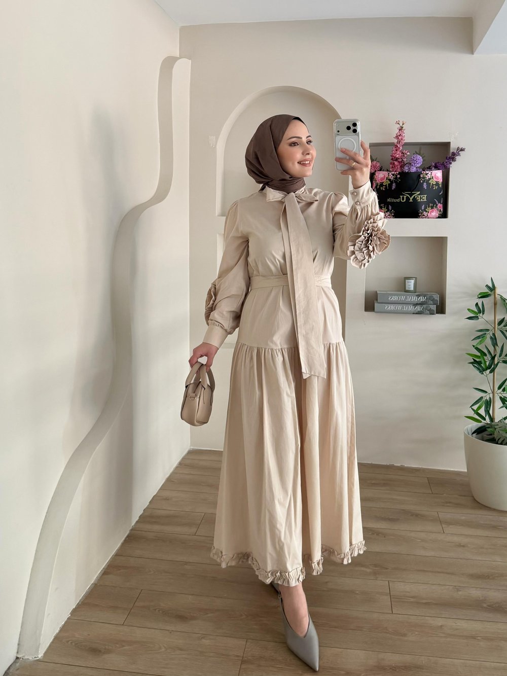 Lucy Yaka Bağlamalı Elbise