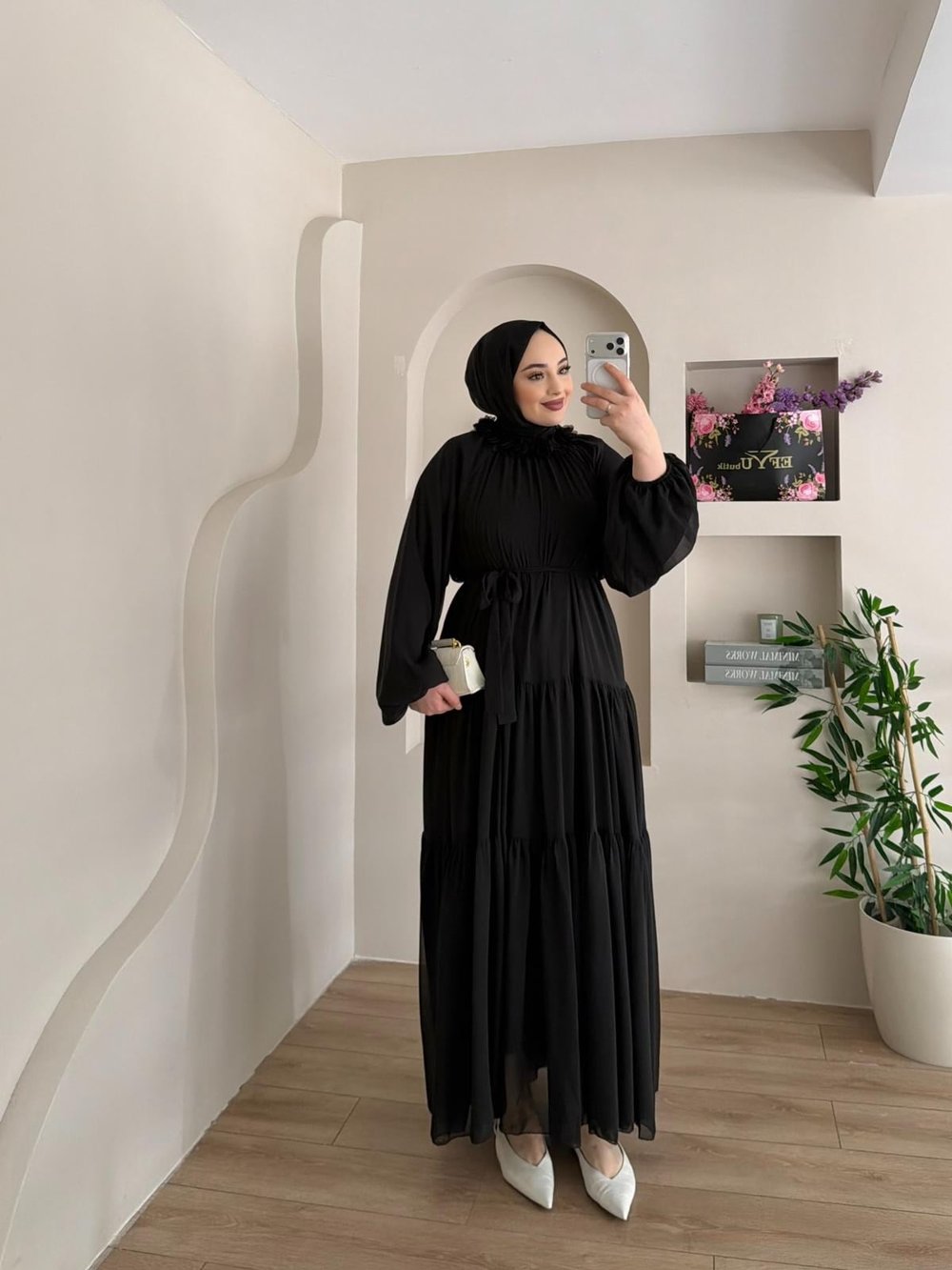 Nesli Çiçek Detay Şallı Elbise