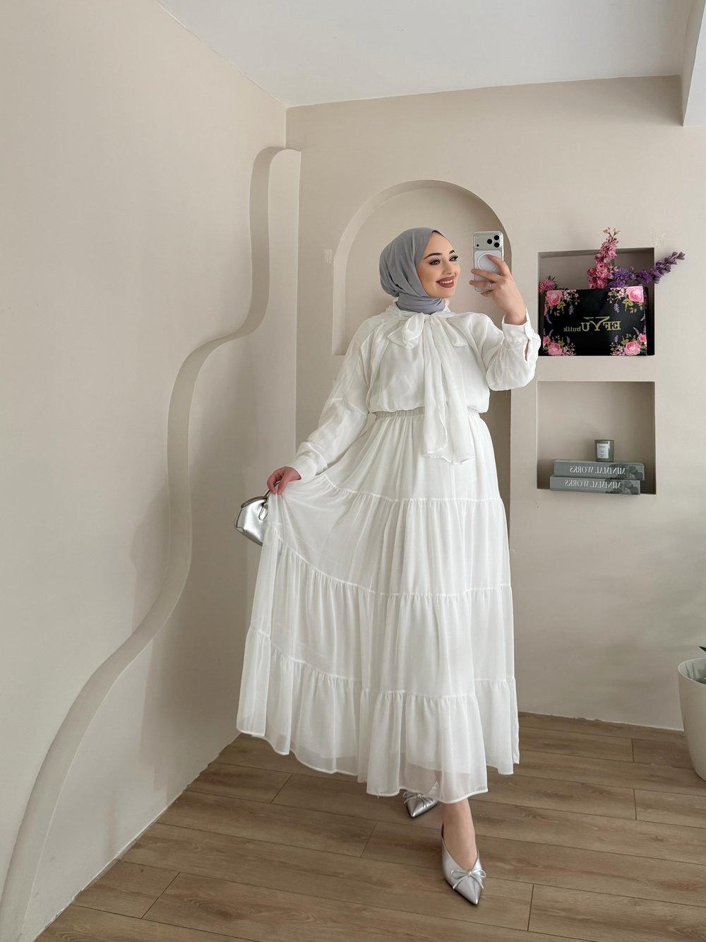 Nigella Yaka Bağlamalı Etekli Takım