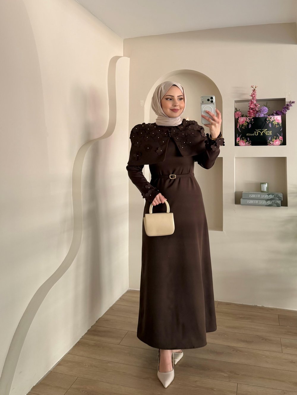 Seyyar Yakalı Sorella Elbise (ÖN SİPARİŞ BAYRAMDAN SONRA ÇIKACAKTIR) 
