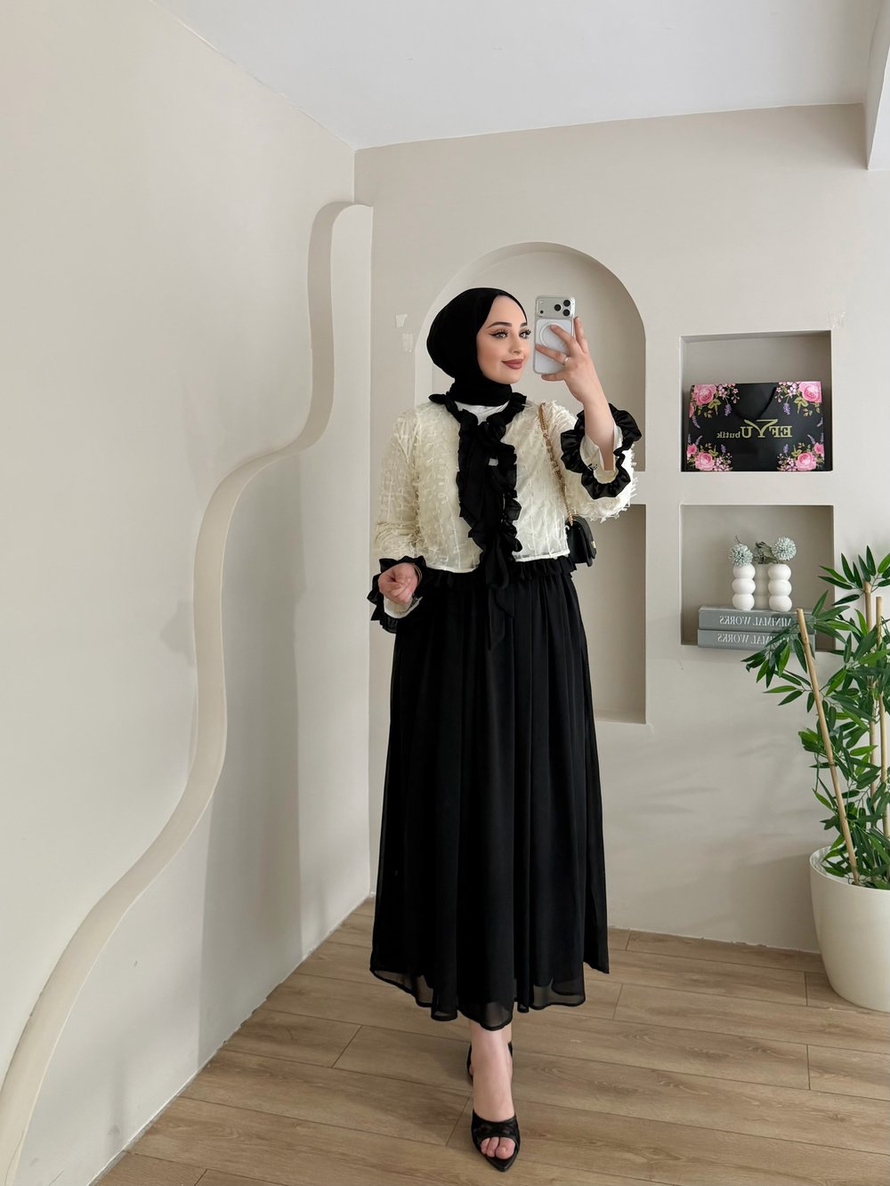 Tasarım Bluzlu Şifon Etekli Takım