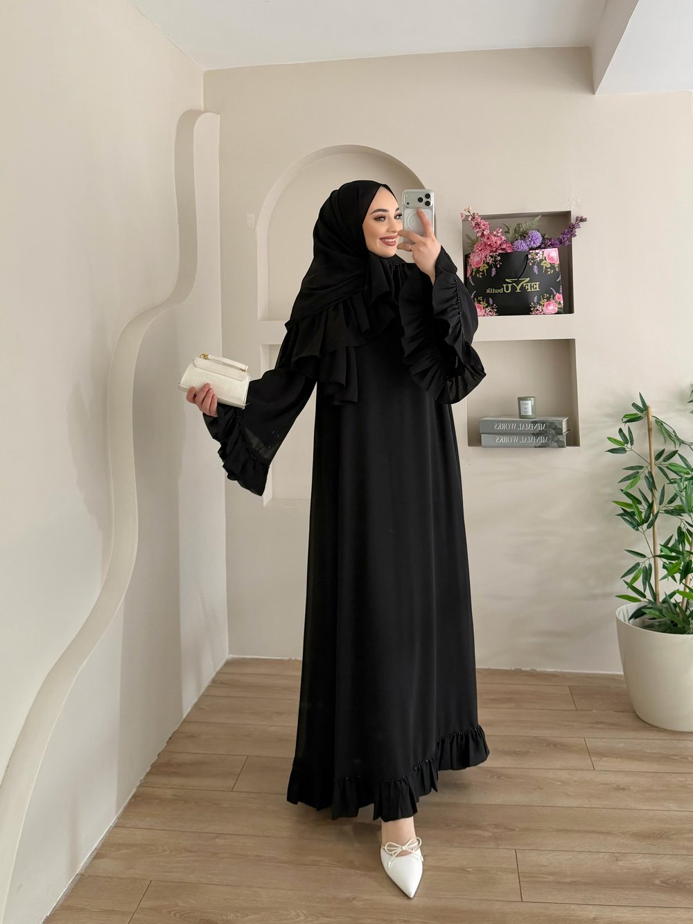 Tasha Şallı Abaya