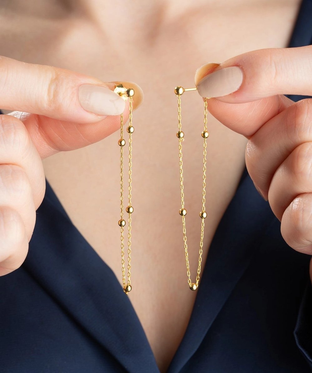 Gümüş Çift Zincirli Gold Top Detaylı Kadın Küpe
