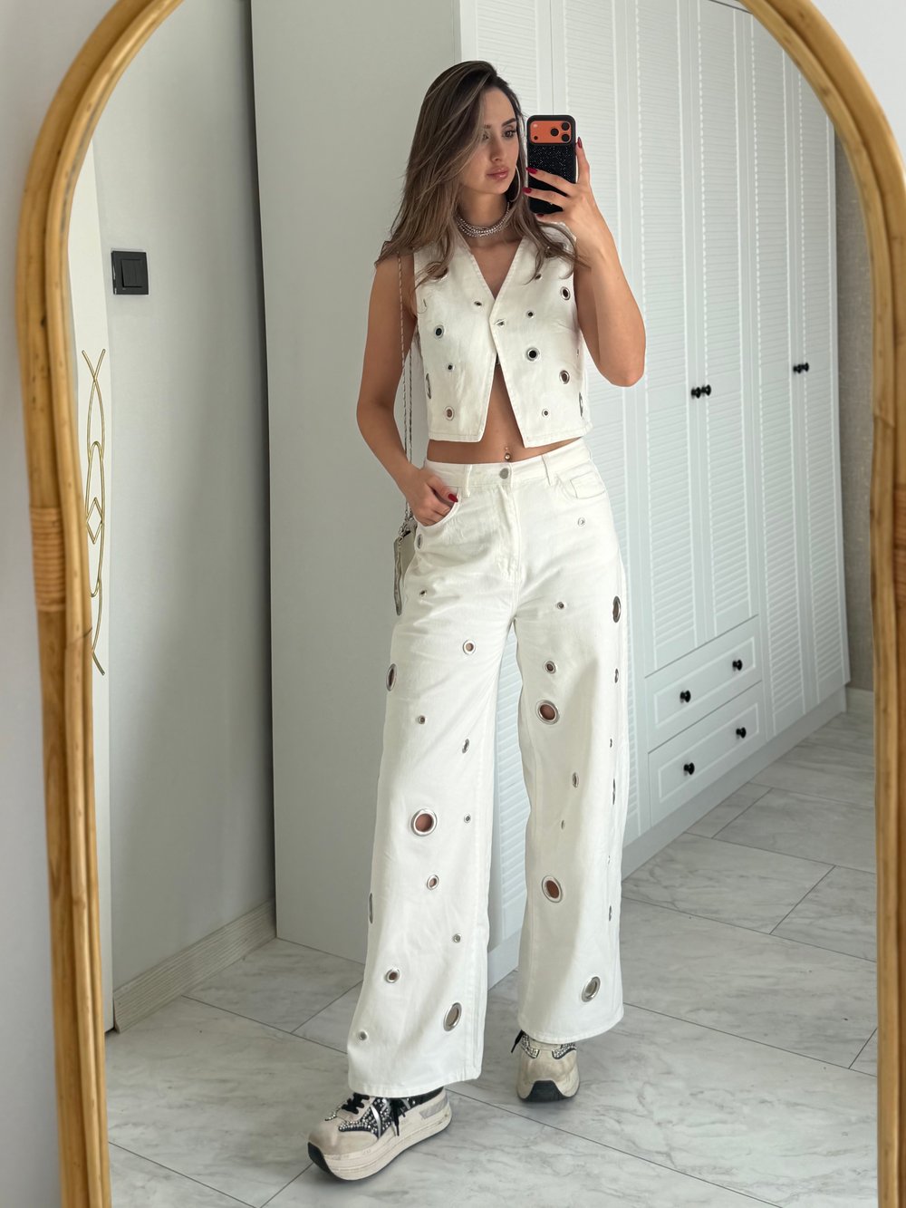 Alina Delikli Yelekli Pantolon Takım Beyaz