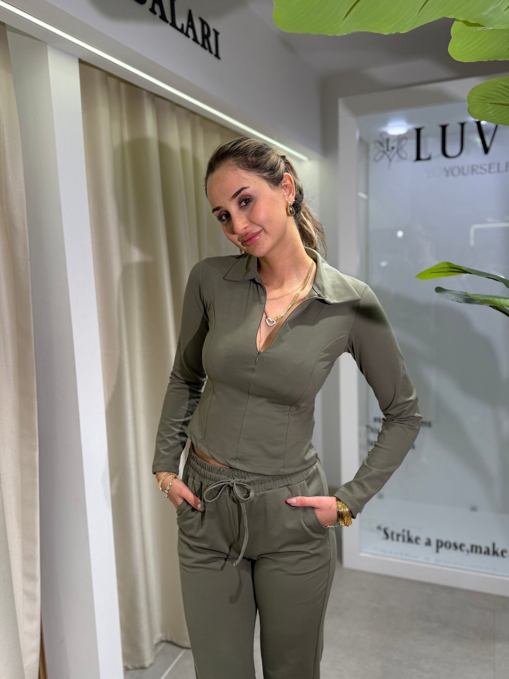Andy Modal Kumaş Fermuarlı Paça Lastikli  Bluz Pantolon Takım Haki