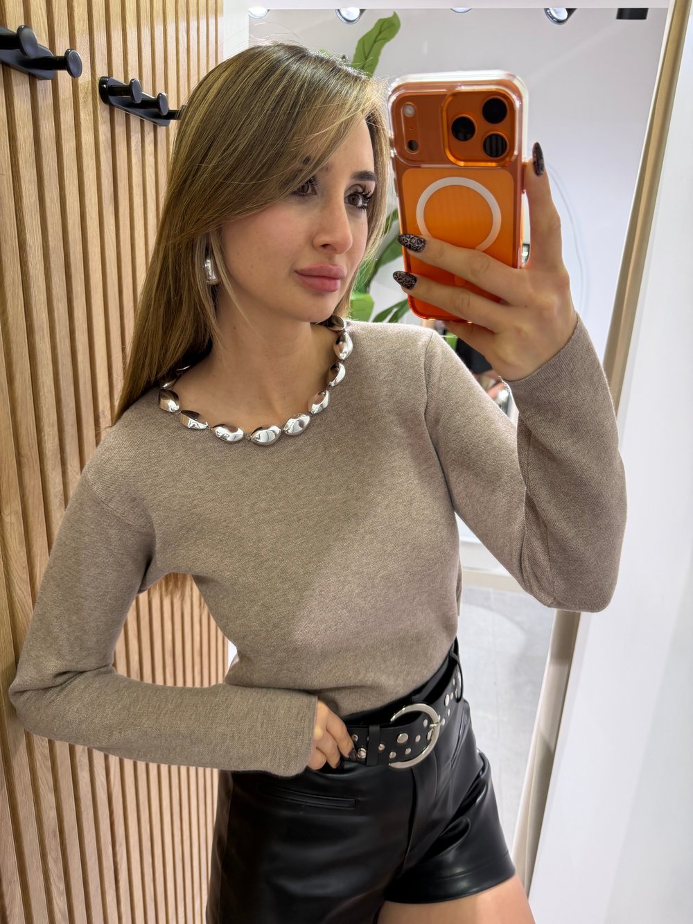 Holly Kendinden Kolyeli Triko Bluz Bej