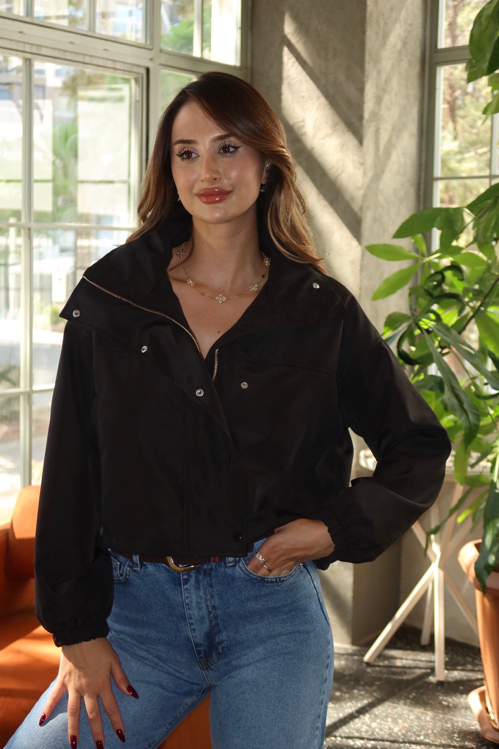 Jasmina Marka Model Dik Yaka Ceket Siyah