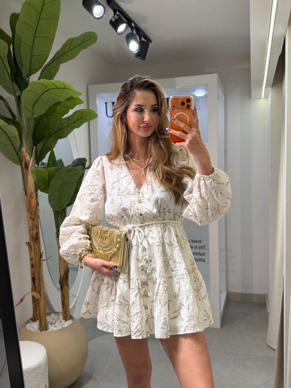 Kate Bel Lastikli Yaprak İşlemeli Keten Elbise Ekru