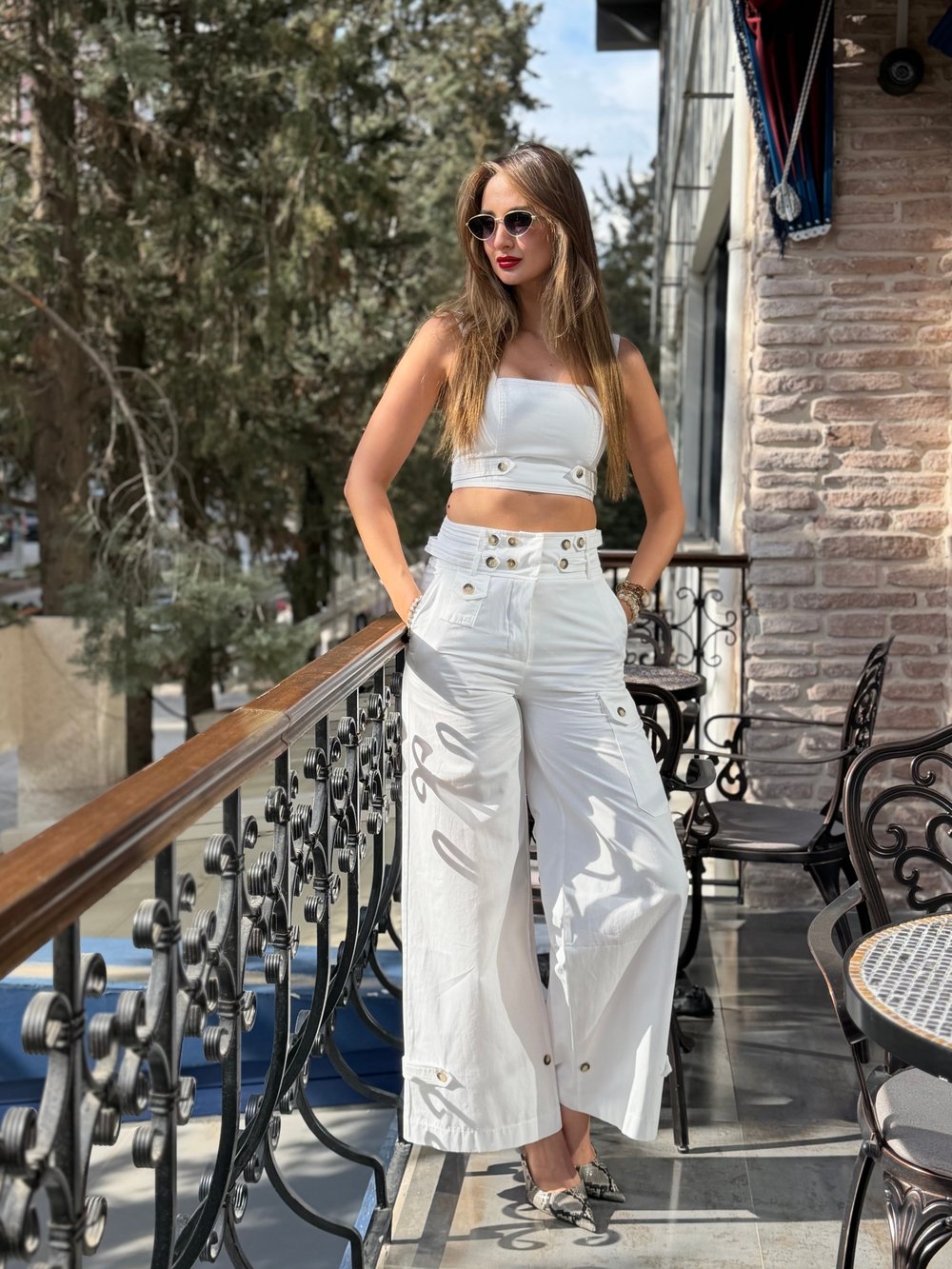 Merlin Düğme Detaylı Crop Kargo Pantolon Takım Beyaz