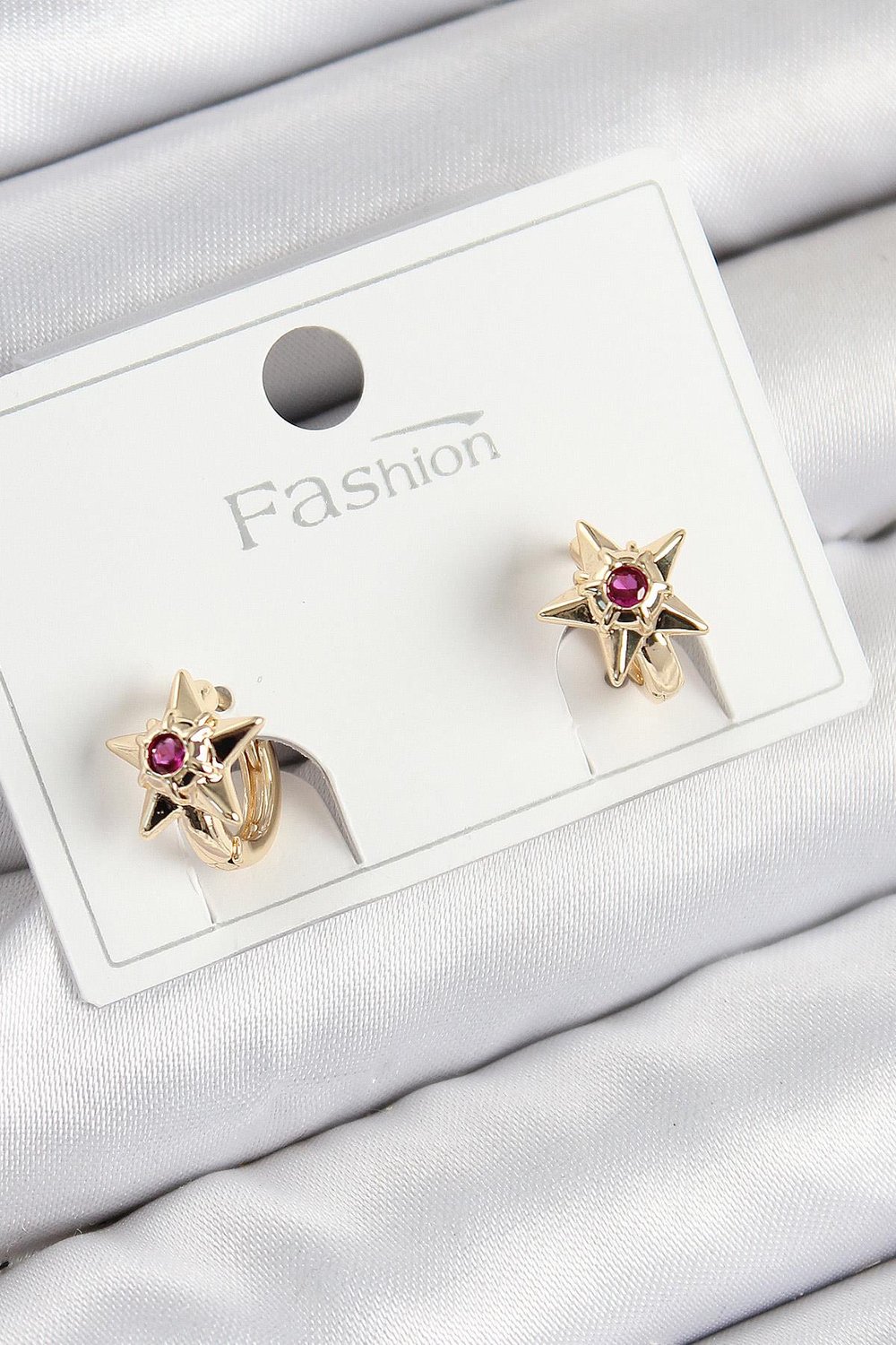 Pirinç Zirkon Taşlı Yıldız Model Gold Renk Çocuk Küpe