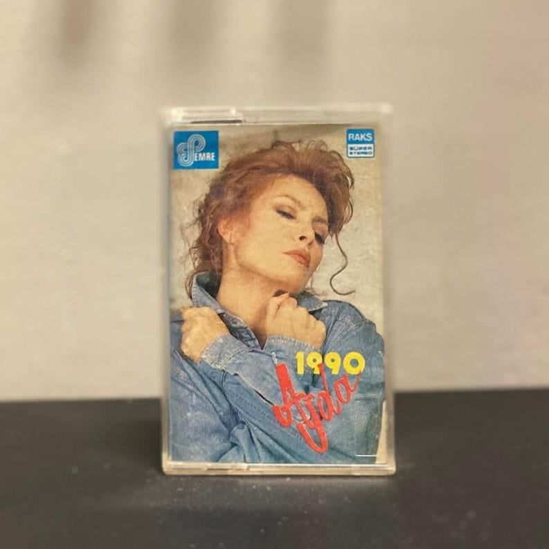 Ajda Pekkan - 1990