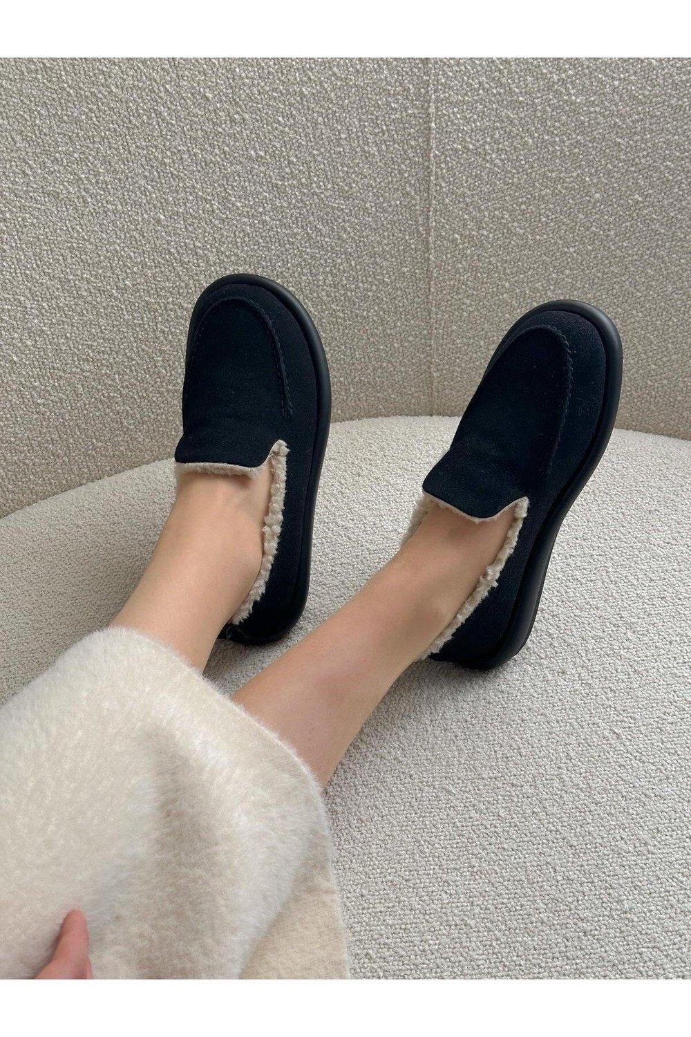 Siyah Süet (Day) İci Peluş Kadın Loafer