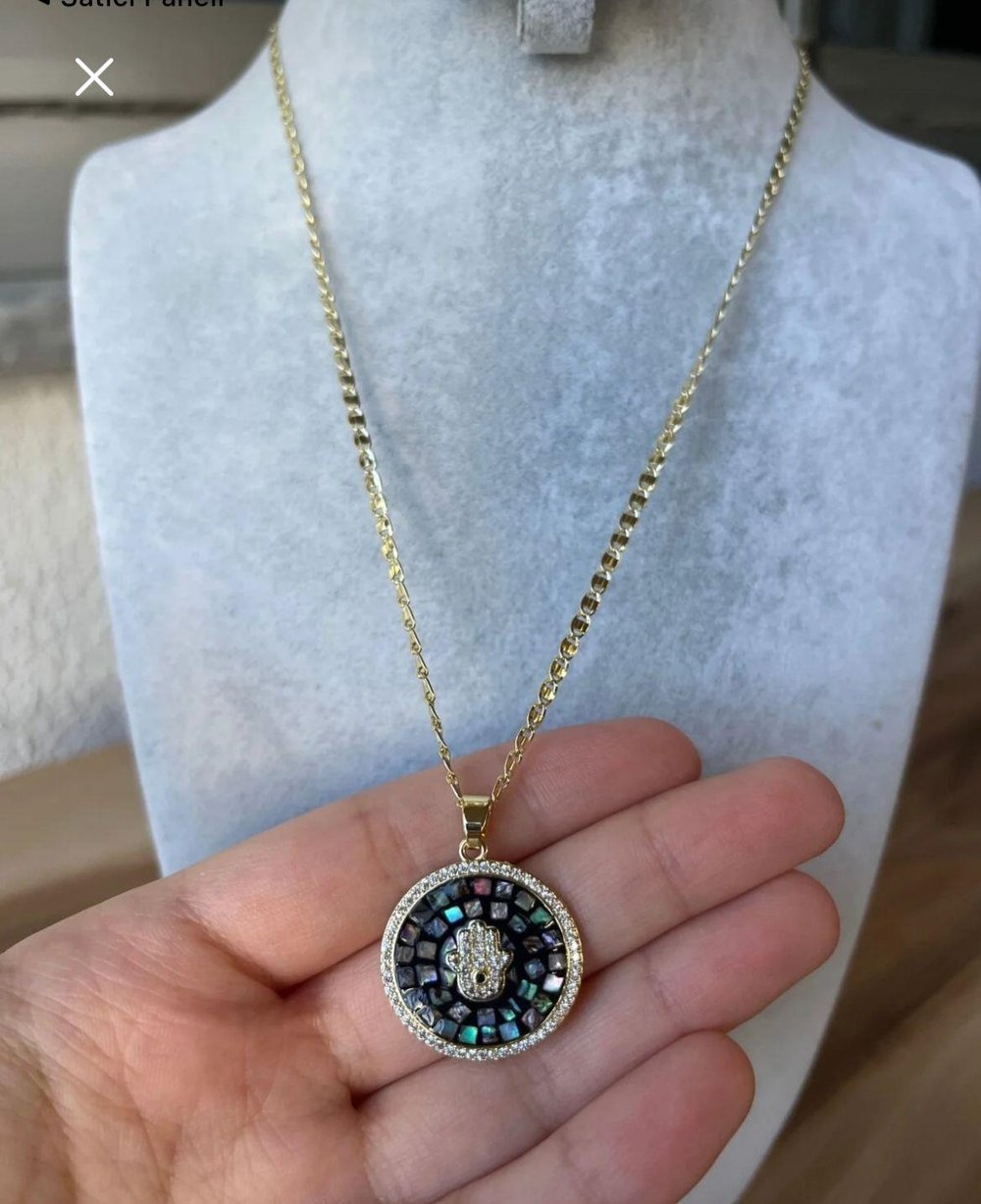 14K Gold Renk Çelik Kolye – Fatıma Ana Eli Uçlu – Hediye Paketli