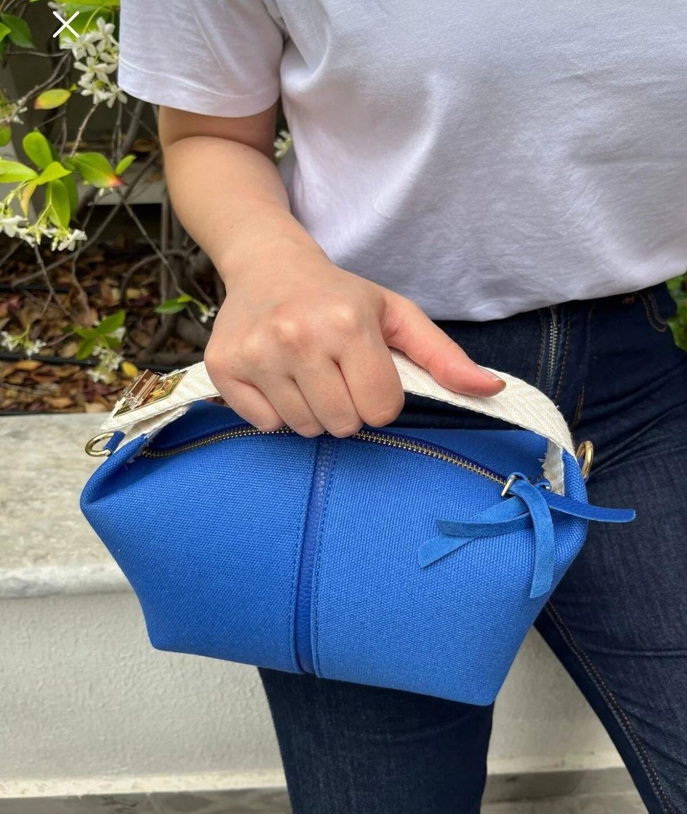 Kadın Mini Omuz ve El Çantası – Şık ve Modern Tasarım