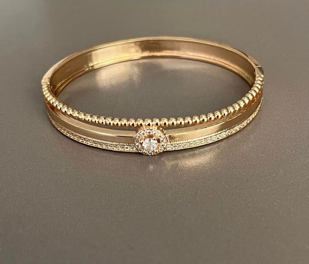 Kararmaz Çelik Taş Detaylı Bileklik