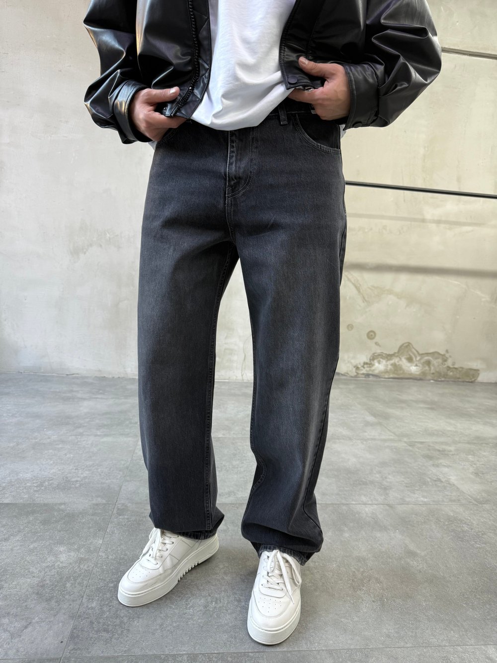 Baggy Fit Antrasit Yıkamalı Jean