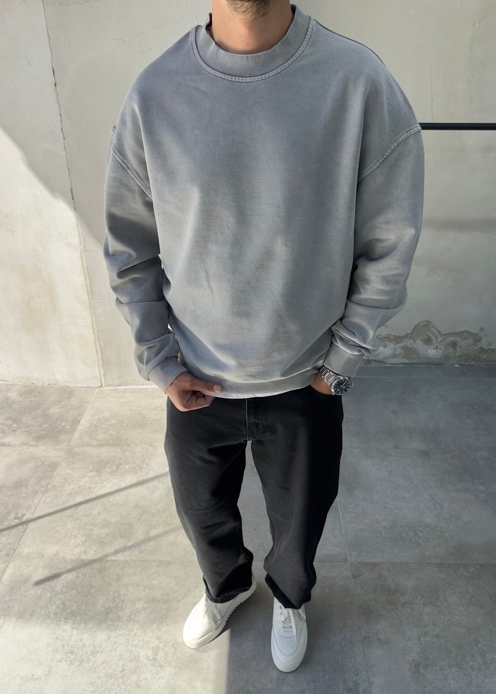 Gri Yıkamalı Oversize Sweatshirt