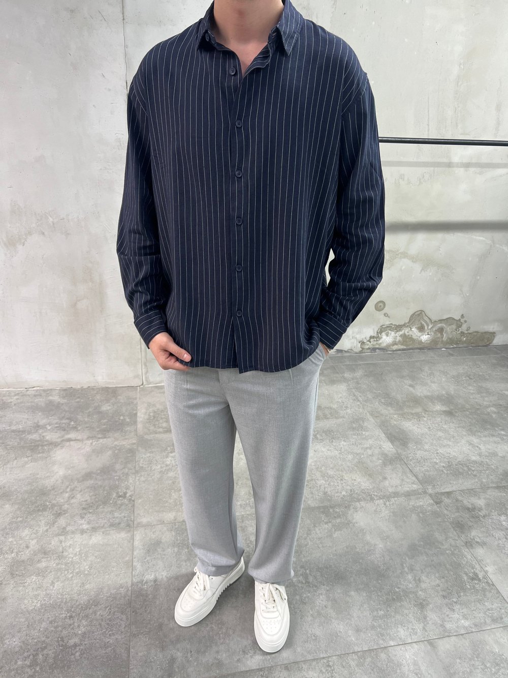 Relaxed Fit Çizgili Keten Lacivert Gömlek