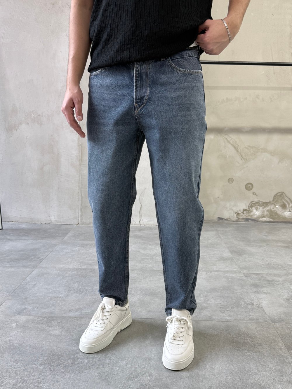 Trend Fit Rahat Kalıp Eskitme Gri Boyfriend Jean