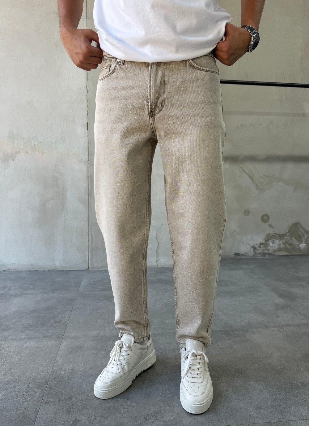 Trend Soluk Efektli Taş Boyfriend Jean