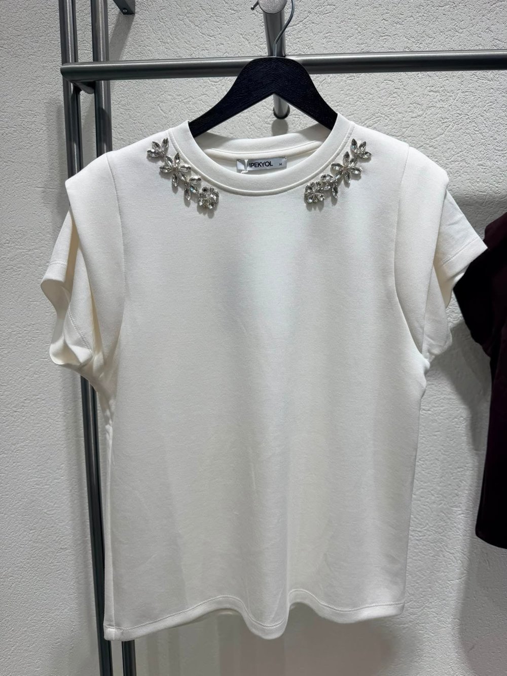 MARKA MODEL VATKALI 