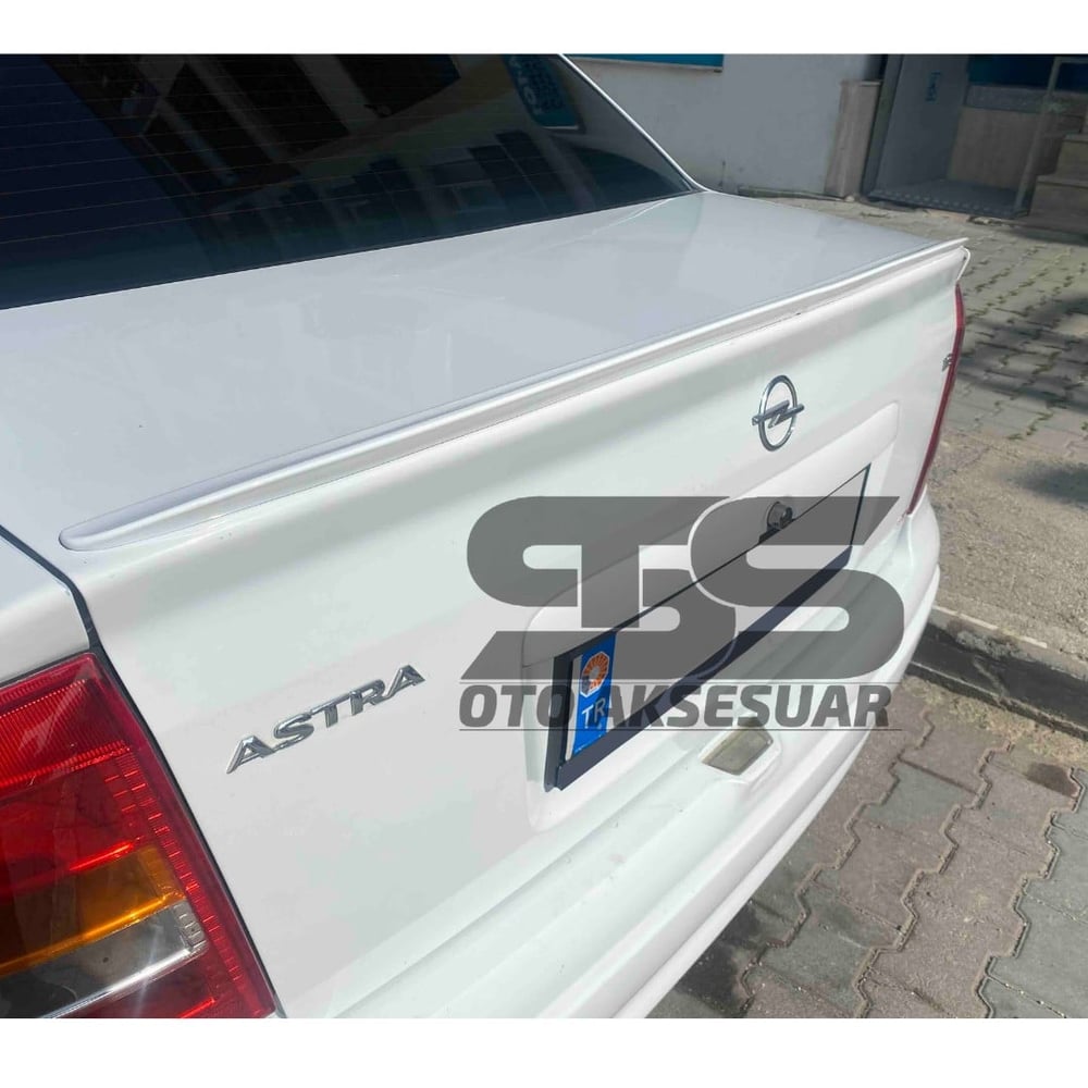 Opel Astra G Spoiler Bagaj Çıtası Parlak Beyaz