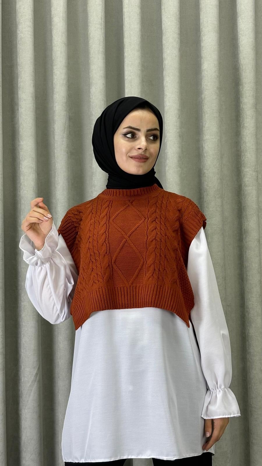 Yandan Bağlamalı Örgü Süveter- Taba