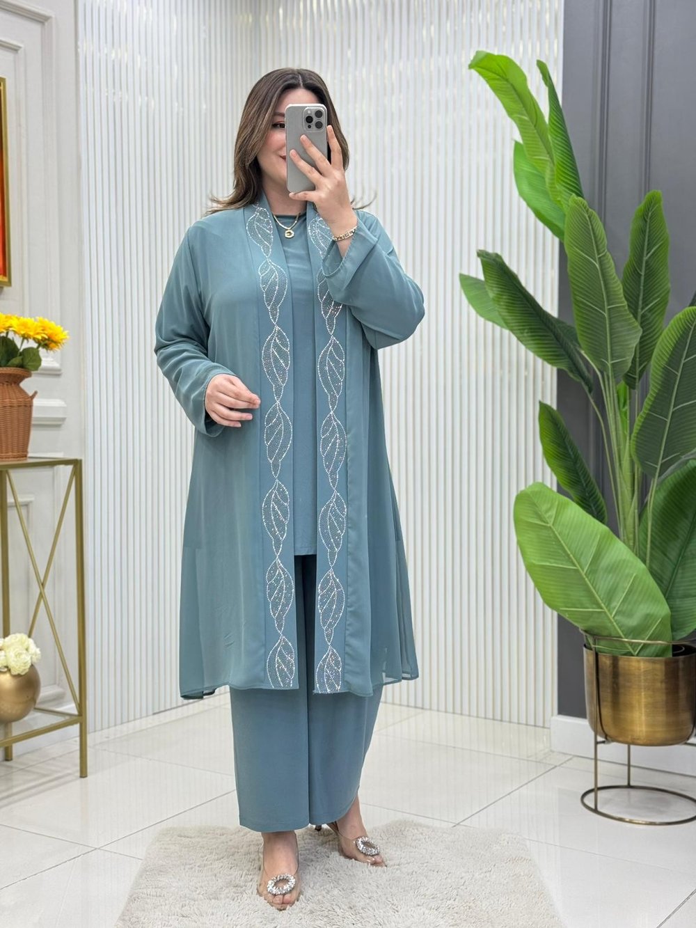 Nora Üçlü Takım Çağla