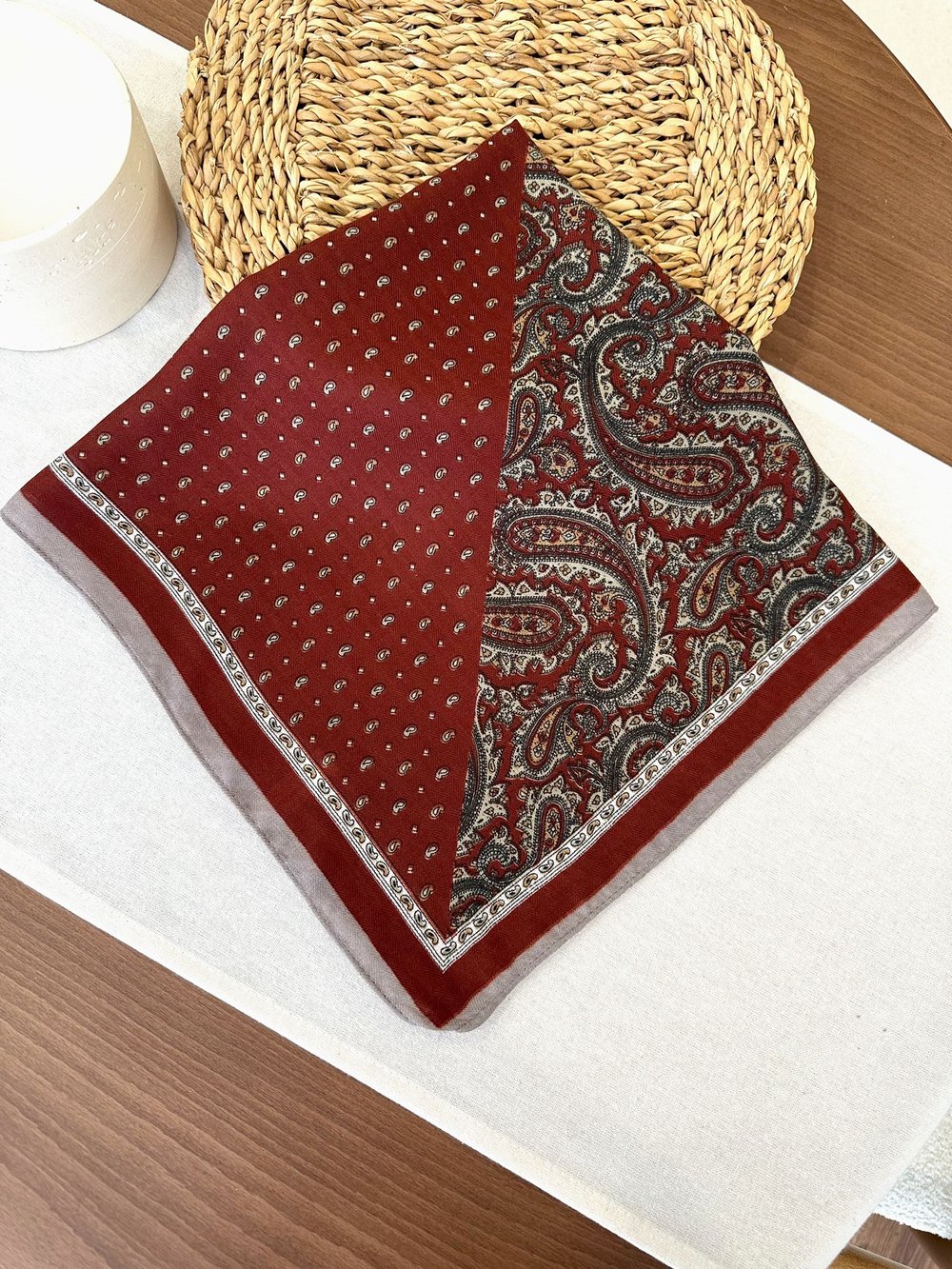 Tarçın Etnik Detay Fular 70x70