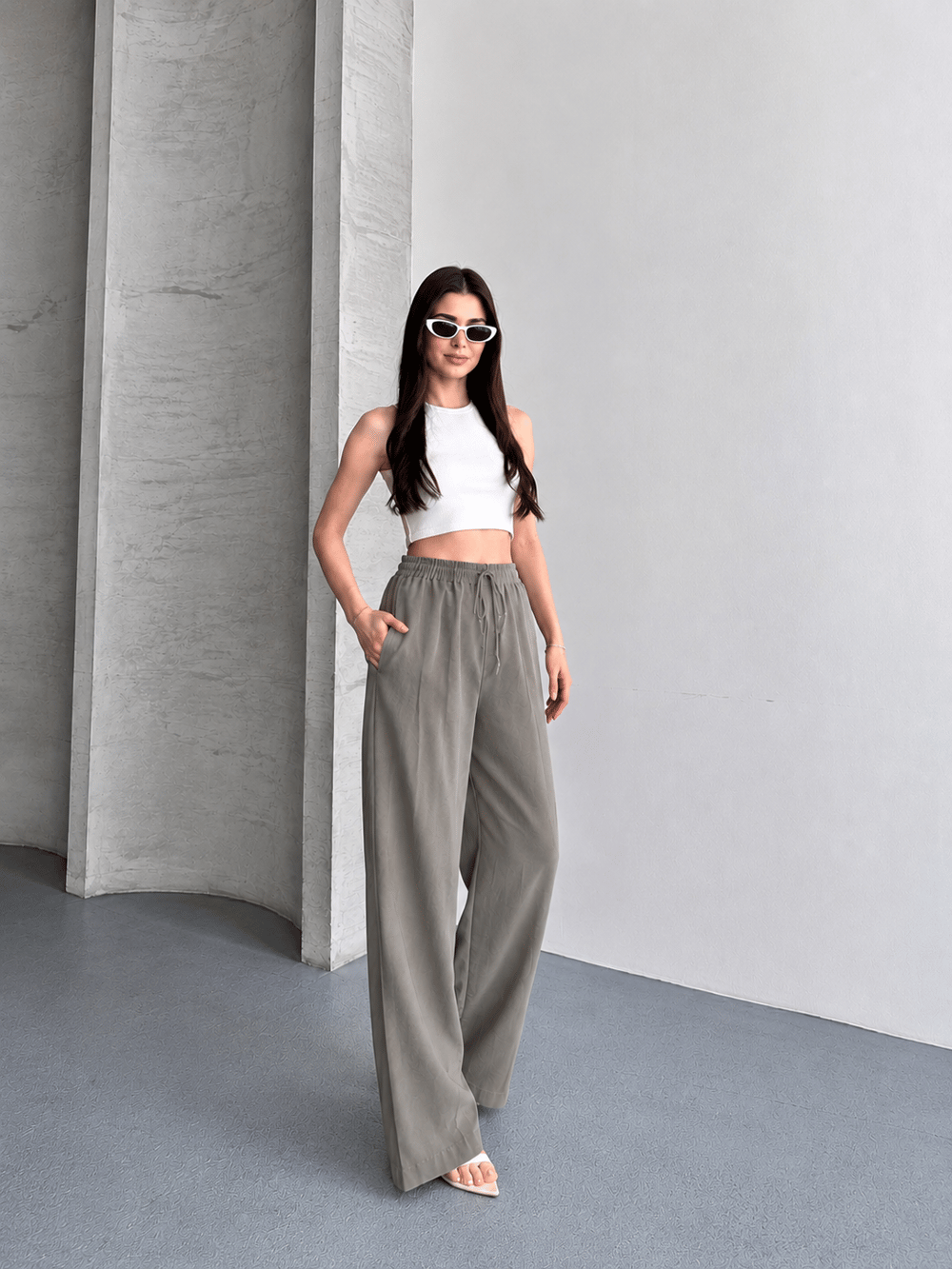 TAŞ RENGİ  BAĞCIKLI TENSEL PANTOLON MASSIMO DUTTI