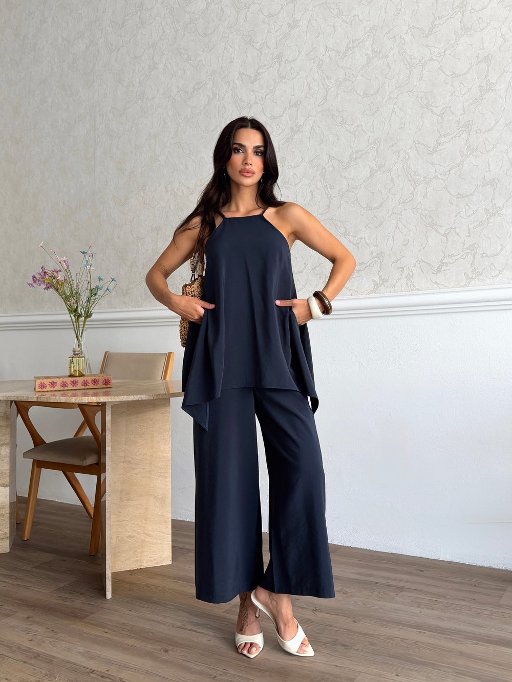 26Y5341 DERİ ASKILI TULUM