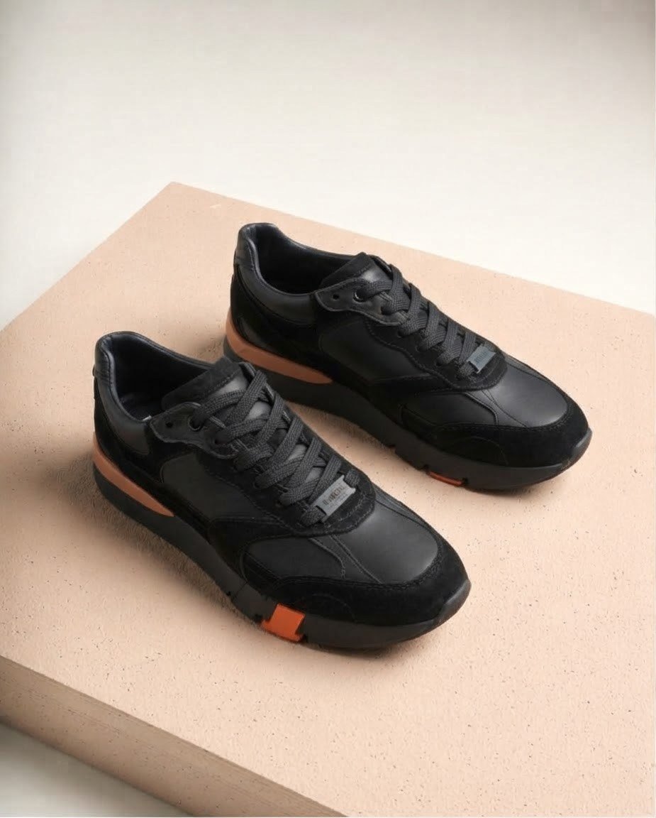 Kontrast Tabanlı Deri Sneaker