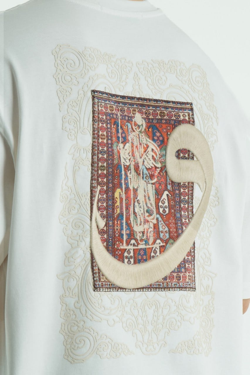 Vav Sanatsal Kilim Detaylı Oversize Ekru Tişört