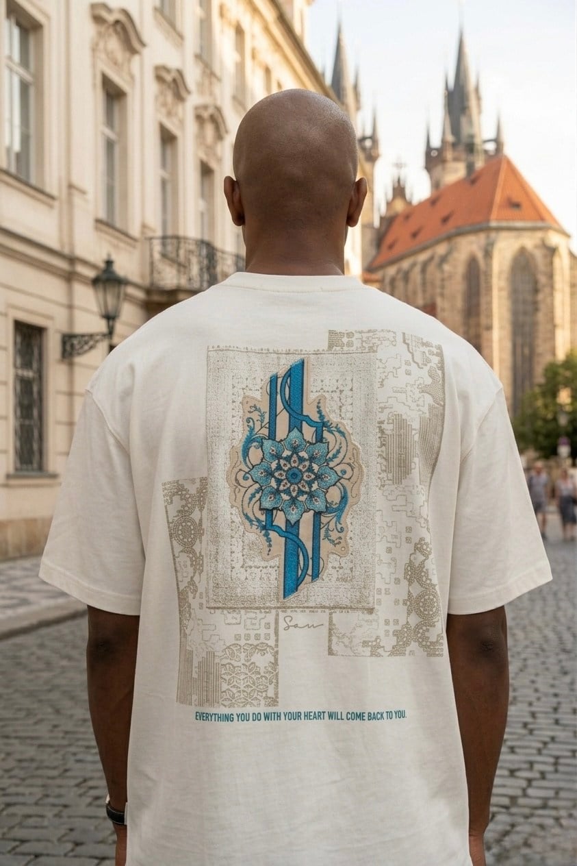 Mandala Sanatsal Baskılı Ecru Oversize Tişört