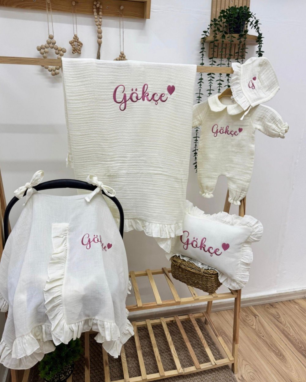 Kişiye Özel 5'li Müslin Puset Örtülü Bebek Seti