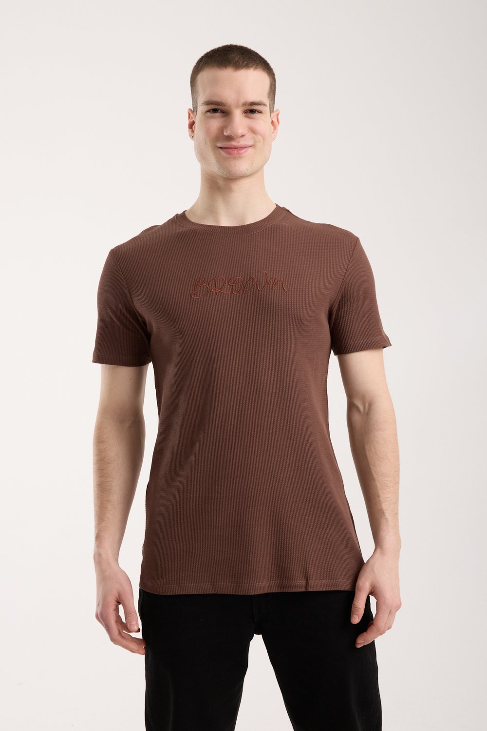 Erkek Slim Fit Waffle Dokulu Minimal Baskılı Günlük Tişört