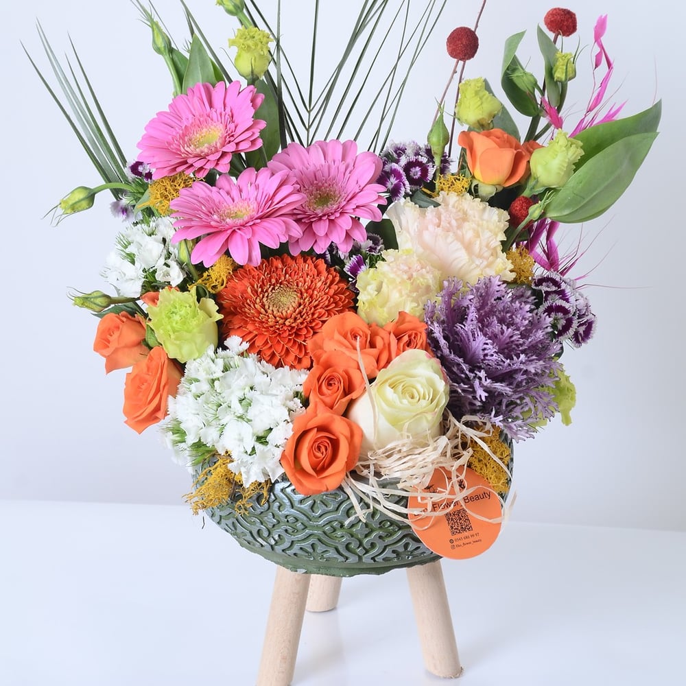 Ayaklı Yeşil Eskitme Saksıda Lahana ve Gerbera   