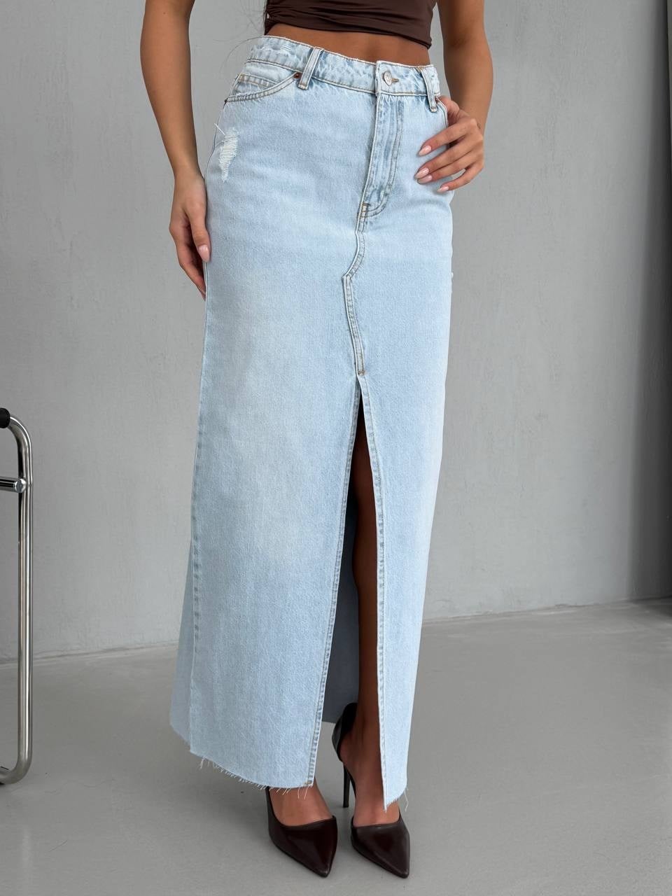 Açık Mavi Yırtmaç Detaylı Maxi Denim Etek