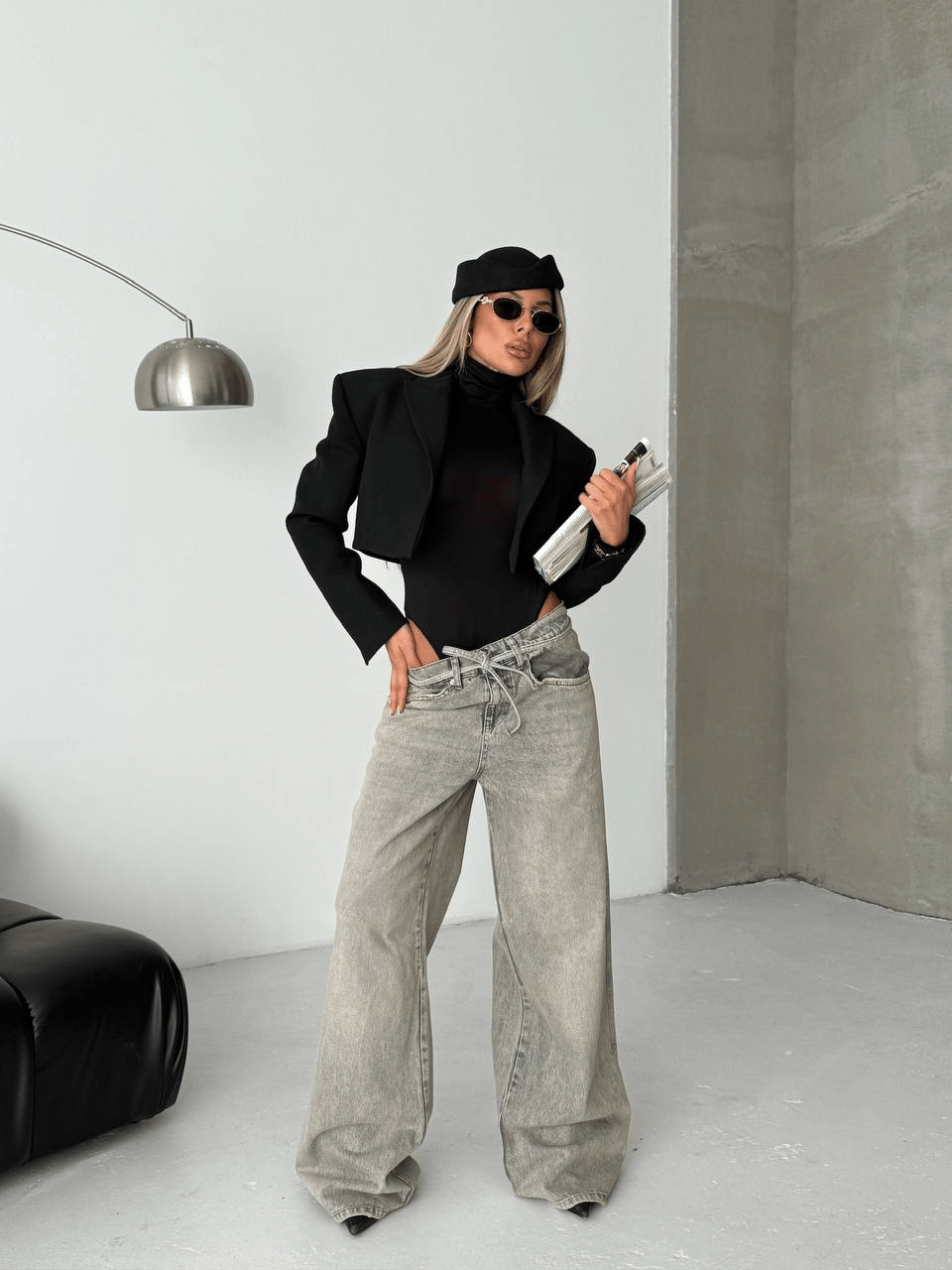 Bağcık Detaylı Geniş Paça Taşlanmış Denim Pantolon – Bej