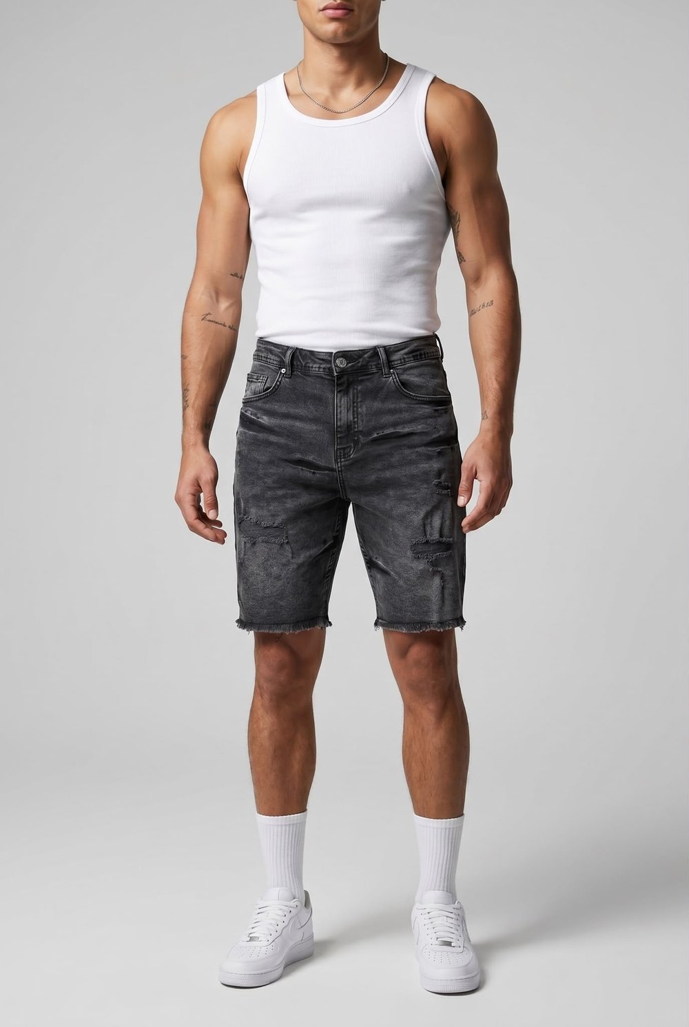 Erkek Yırtık Detaylı Püsküllü Paça Slim Fit Kot Şort