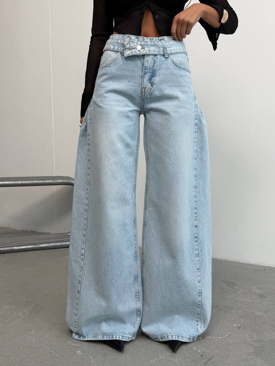 Kadın Asimetrik Çift Bel Detaylı Wide-Leg Geniş Paça Jean Pantolon
