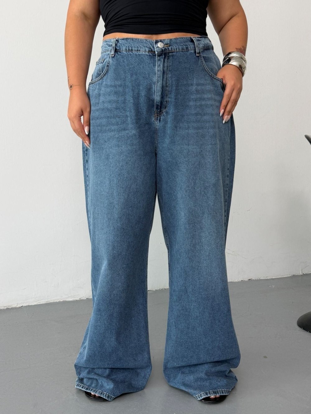 Kadın Büyük Beden Yüksek Bel Arka Beli Lastikli Wide Leg Bol Paça Jean Pantolon