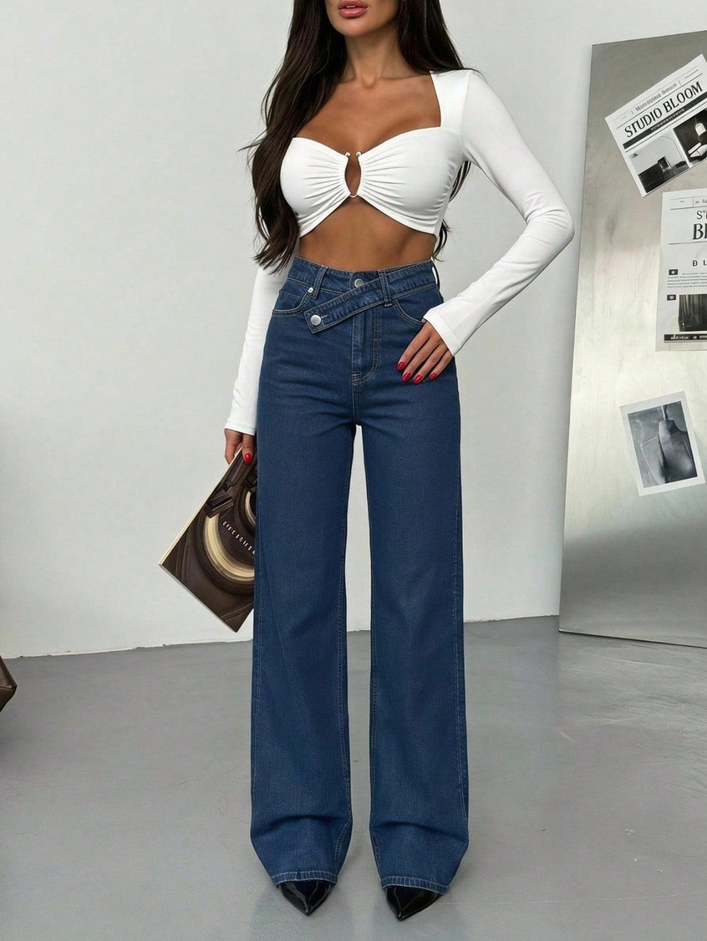 Kadın Çapraz Kapama Detaylı  Klasik Yıkama Salaş Kalıp Bol Paça Denim Pantolon