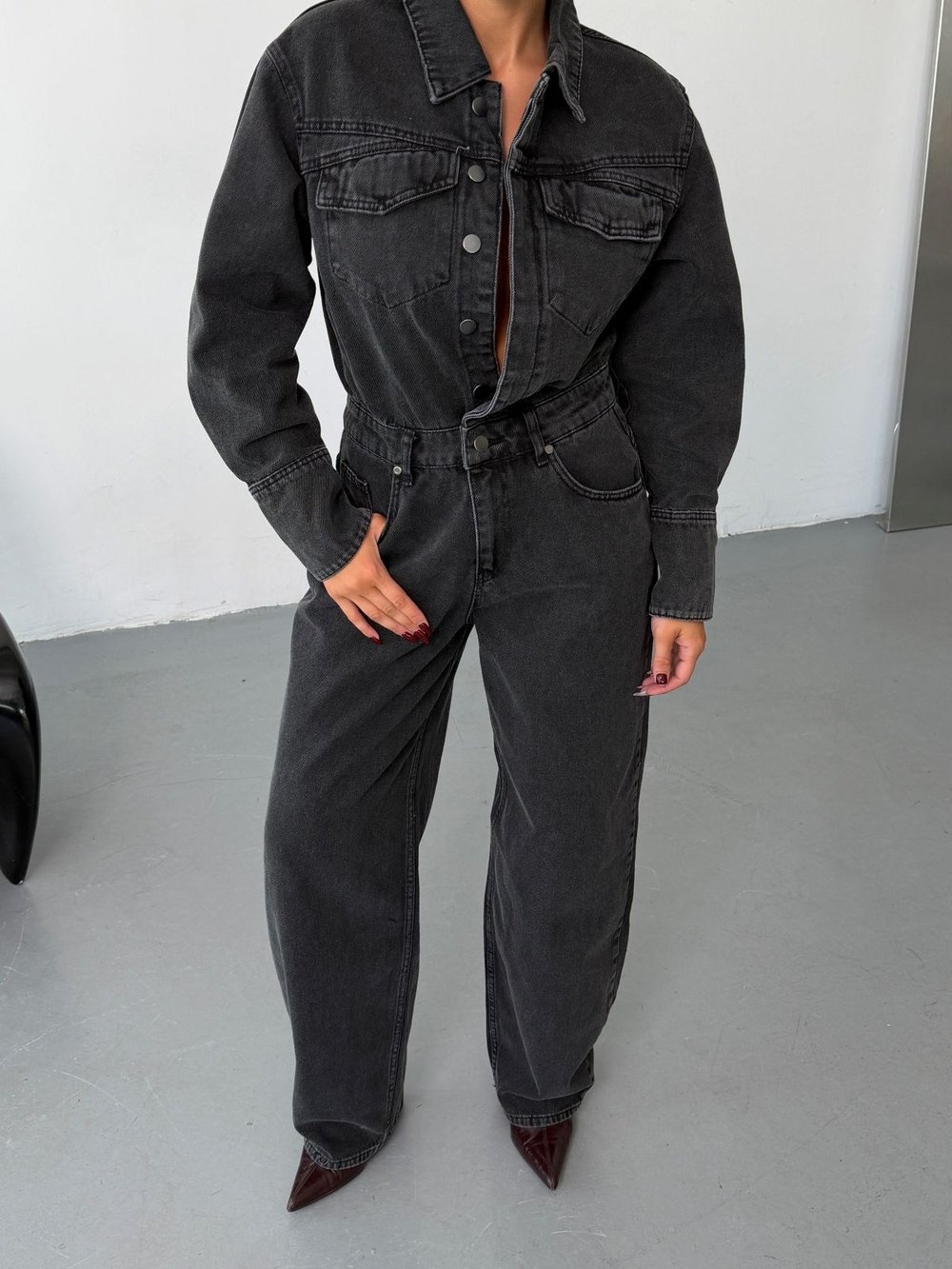 Kadın Göğüs Cepli Çıtçıtlı Wide Leg Bol Paça Kot Tulum