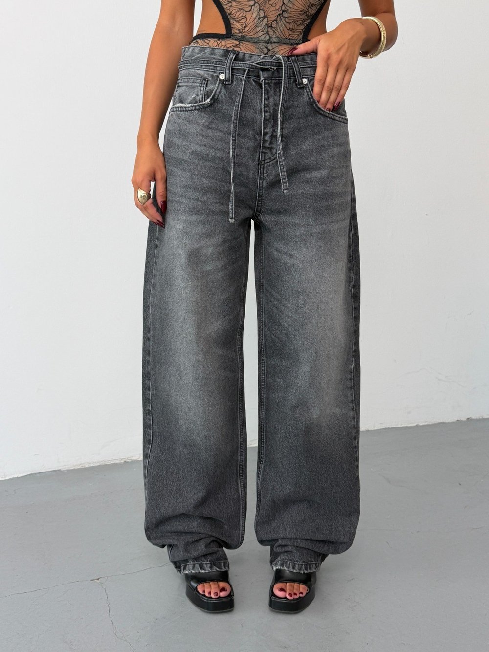 Kadın Yüksek Bel Bağcık Detaylı Baggy Wide Leg Bol Paça Jean Pantolon